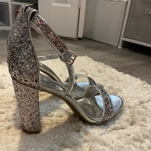 Glitter Open Toe Ankle Strap Sandal - Picture 6 of 8
